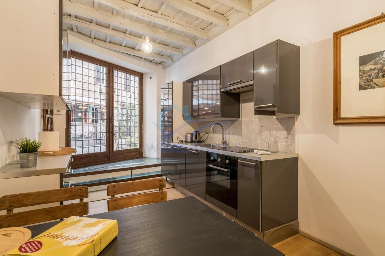 Cozy Entire Apt Close To Piazza Trilussa Rome Bagian luar foto
